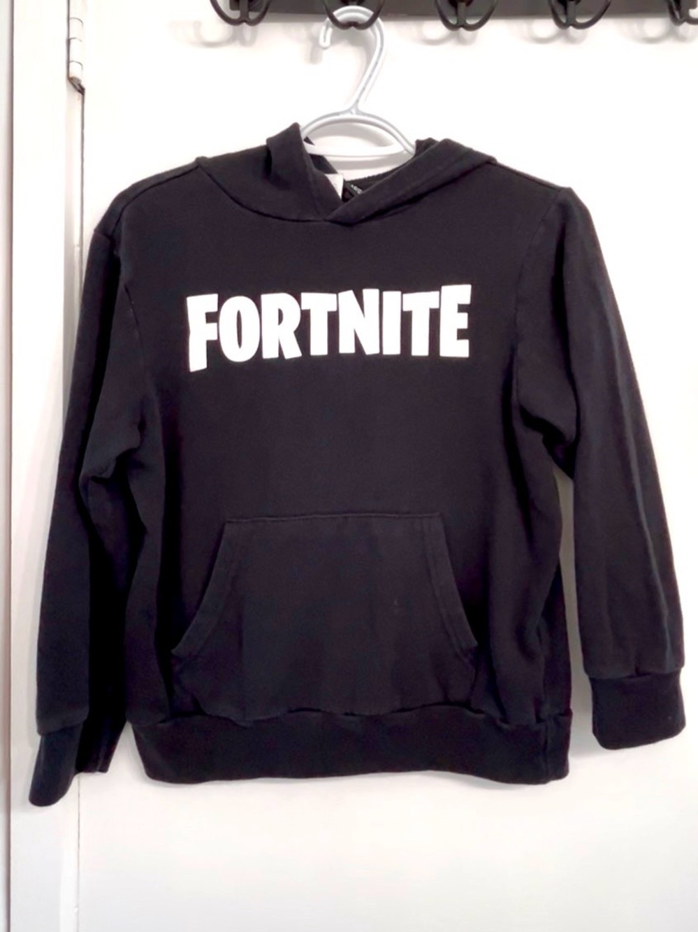 Fortnite Black Hoodie Youth Large L Pullover Sweatshirt Gaming